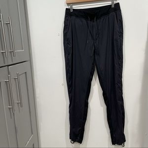 Light Weight Lululemon Pants